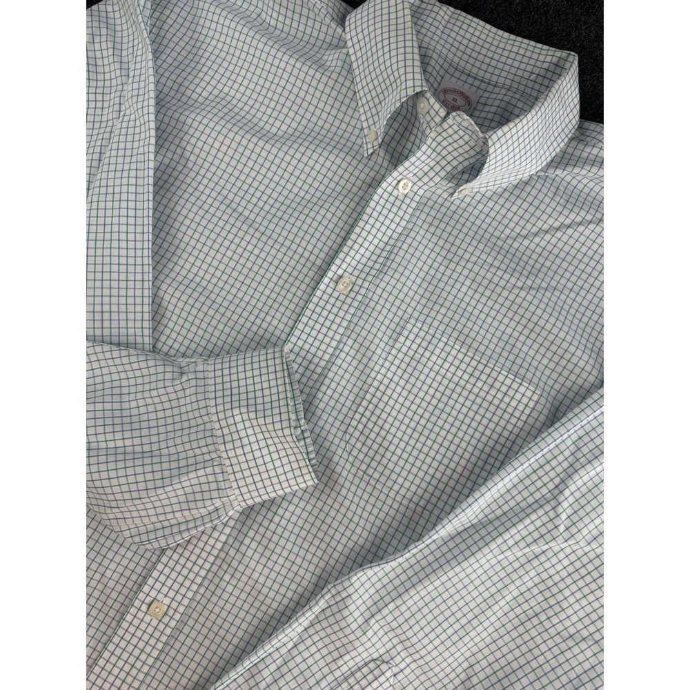 Brooks Brothers Madison Men's XL Plaid Supima Cotton Non-Iron Button Down Shirt
